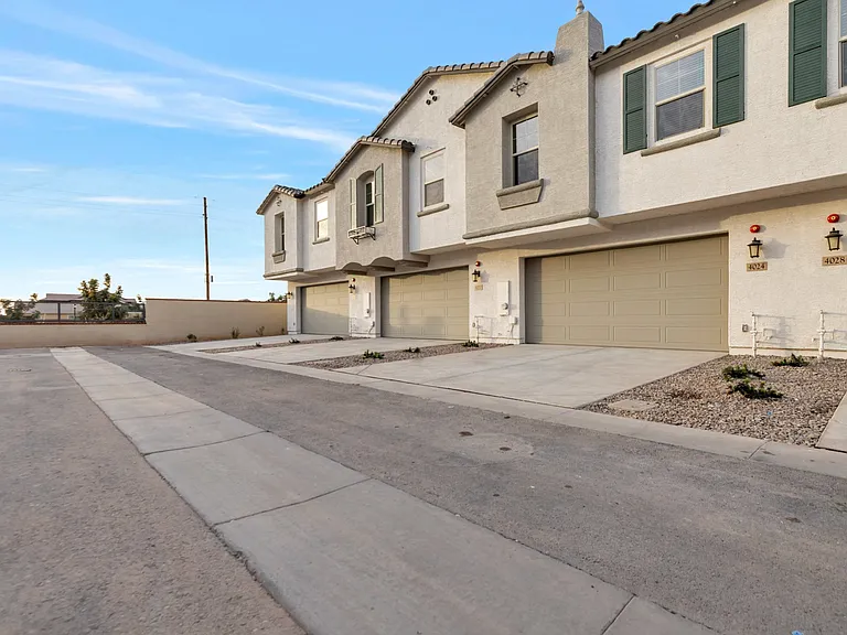 4042 E Pinto Dr — Photo 18