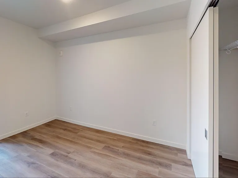 Hue Apartments — Photo 48