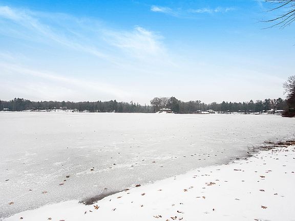 2nd image of 10914 S Little Lakeview Dr