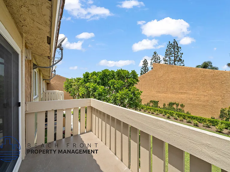 7450 Crescent Ave. — Photo 24
