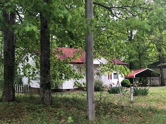 2nd image of 112 Bavaria St