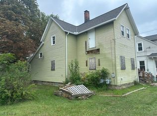 959 Foster Ave, Elyria, OH 44035