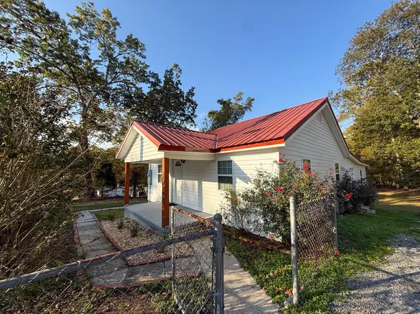 206 Glenn St, La Fayette, GA 30728