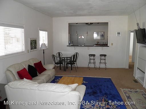 3rd image of 818 Lakeview Ave