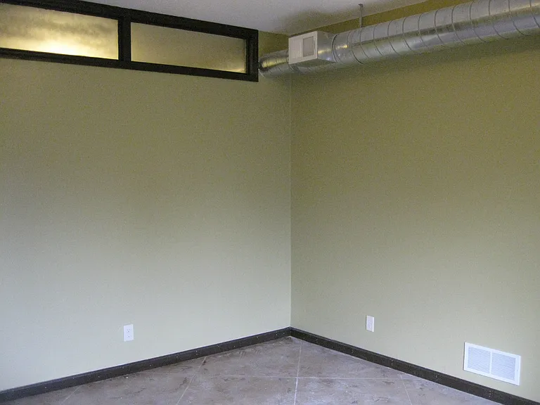 631 Ontario St SE #208 — Photo 8