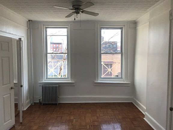 5th image of 568 President St APT 2R