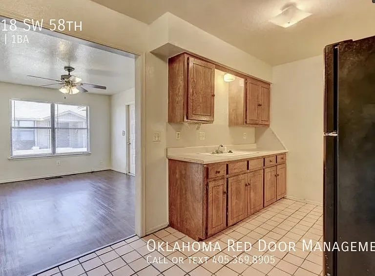 1018 SW 58th St — Photo 13