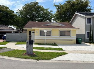 9256 SW 149th Pl, Miami, FL 33196
