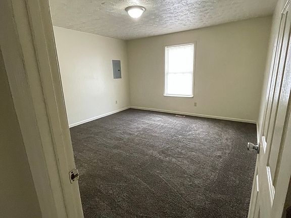 Master bedroom (picture 1)