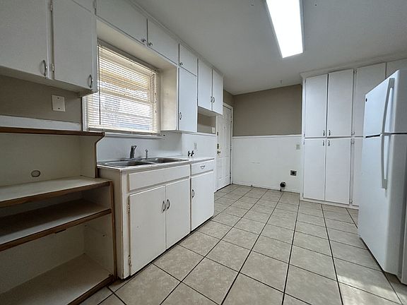 5th image of 3617 33rd St