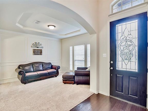 3rd image of 9816 Makiposa Ln