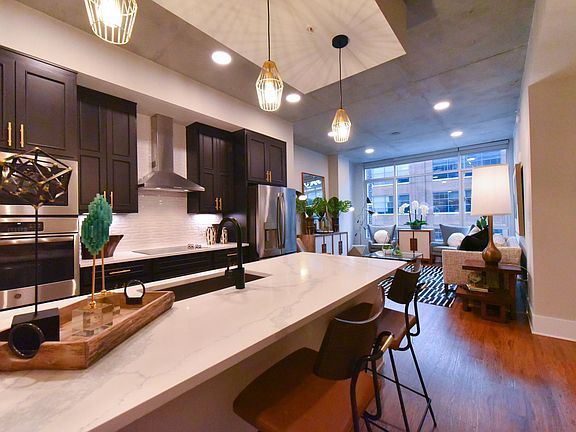 2nd image of 511 S Mangum St APT 1041