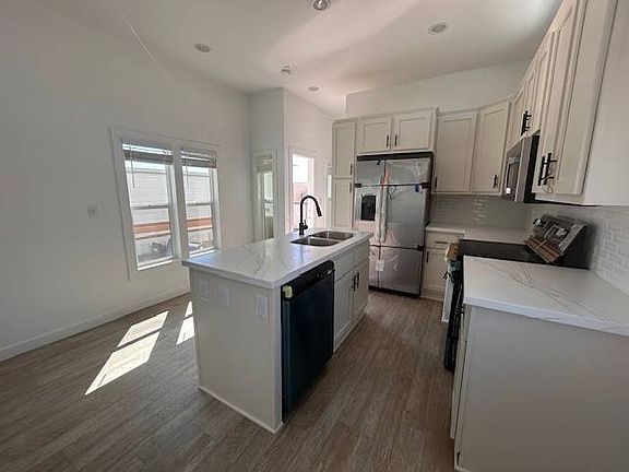 4th image of 4700 E Main St #718