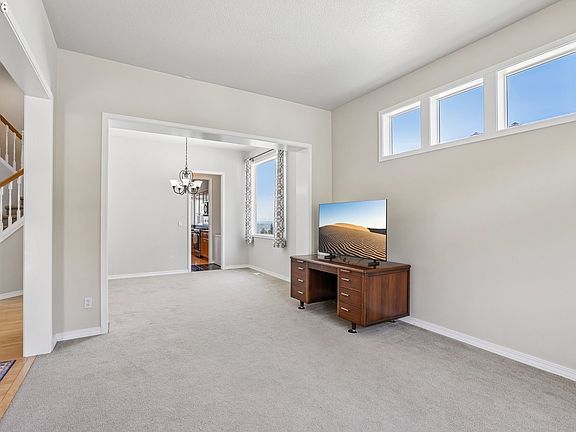 5th image of 10996 SE Lenore St