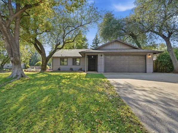 3296 Flintwood Way, Redding, CA 96002