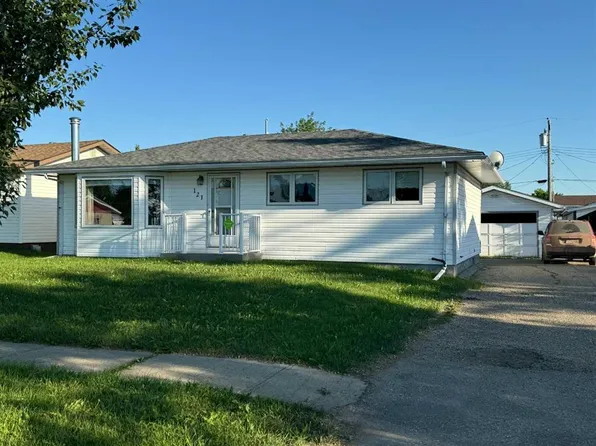 121 2nd Ave N, Falher, AB T0H 1M0