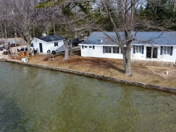 4432 E Cedar Lake Dr, Greenbush, MI 48738