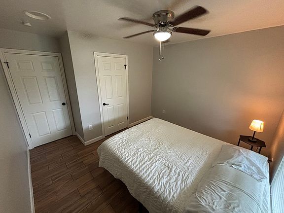 3rd image of 9423 Fairdale Ln