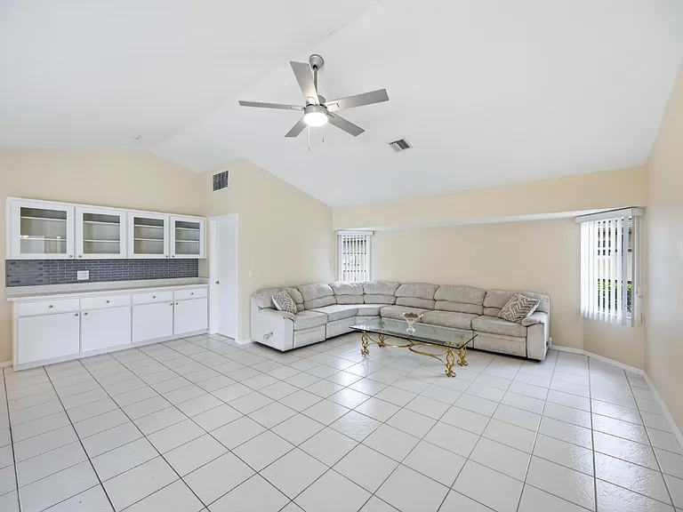 63 Clubhouse Rd — Photo 9