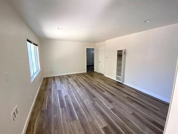 4th image of 1909 55th St #1/2