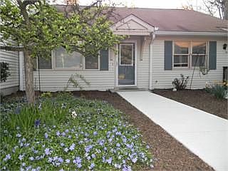 1st image of 73 Carriage Ln #73