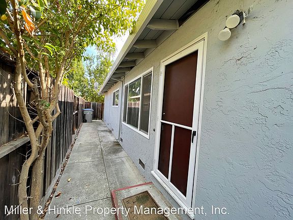 2nd image of 2082 Kim Louise Dr