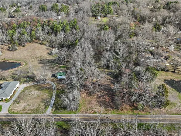 2205 Old Vicksburg Rd, Clinton, MS 39056