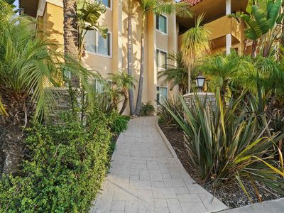 7555 Linda Vista Rd APT 11, San Diego, CA, 92111