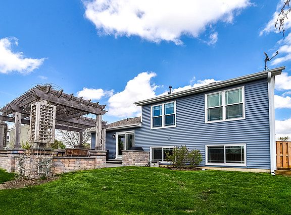 4th image of 2344 Lotus Dr