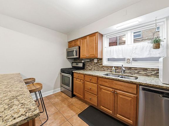 5th image of 509 1/2 Ridge Rd