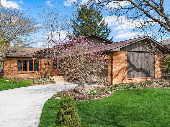 4th image of 3286 Bridget Dr