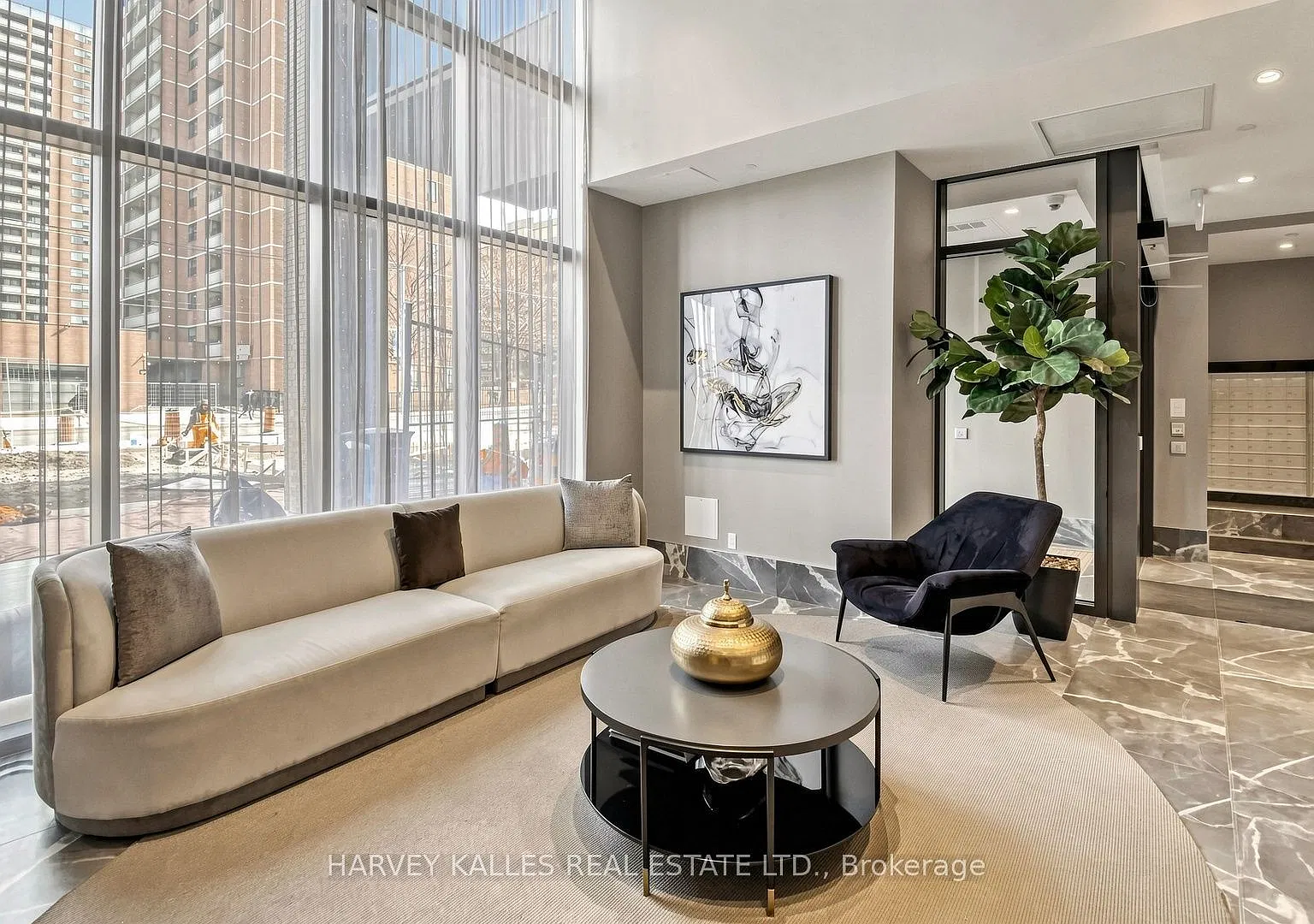 2 bed, $2,350 — Photo 4