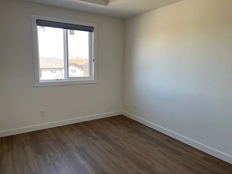 5001 60th Ave #306 — Photo 5