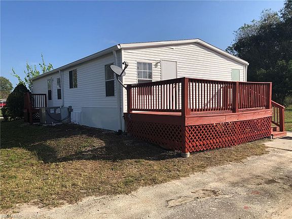 3rd image of 8065 Tolles Dr