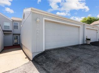 7055 N Askew Ave, Kansas City, MO 64119