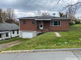 114 Smith St, Beckley, WV 25801