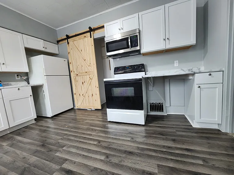 53 Olcott St — Photo 9