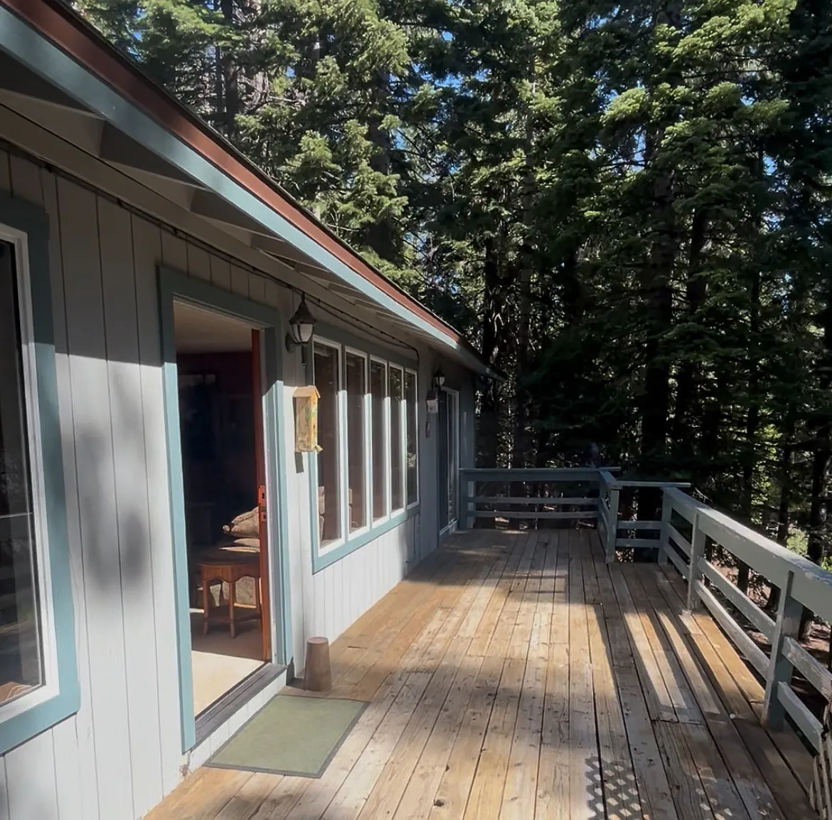 3 bed, 1.5 bath, 1320 sqft, $3,100 — Photo 2