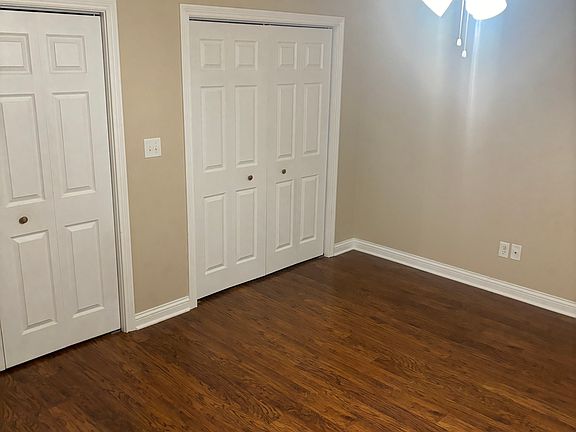 3rd image of 1121 S 9th St #1