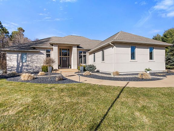 2nd image of 10292 Skyview Dr