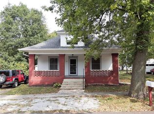 124 W Taylor St, Ladoga, IN