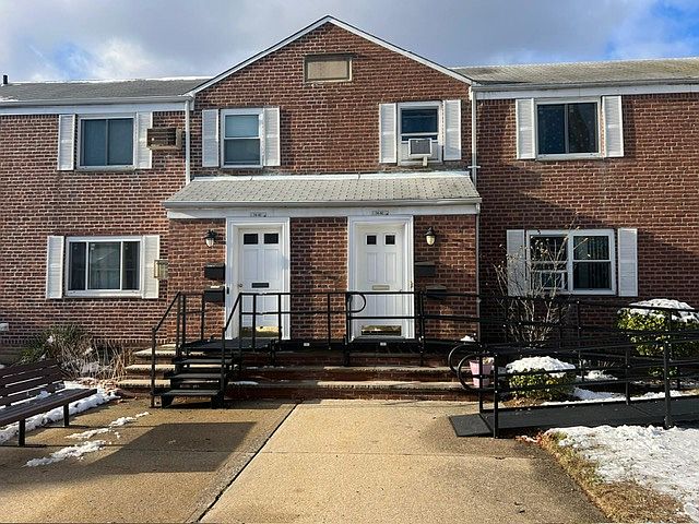 1st image of 7440 260th St #2