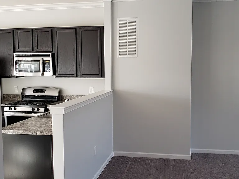 155 Tidbury Xing — Photo 110