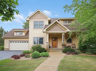 13480 Pineview Ct, Dayton, MN 55327