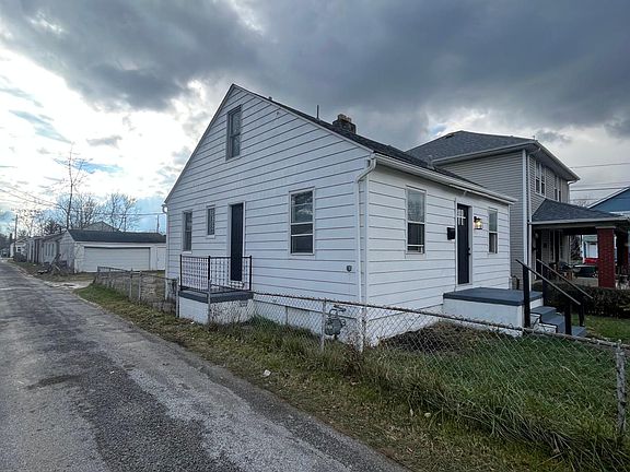 2nd image of 1021 Stewart Ave