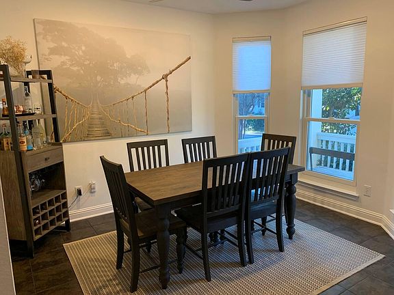 5th image of 624 Twelve Oaks Ln