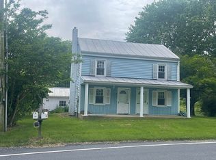 530 Hillview Dr, Mount Wolf, PA 17347