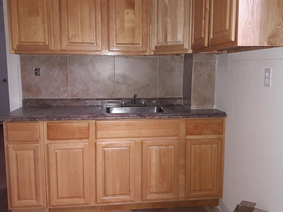 1st image of 209 Parker St #2