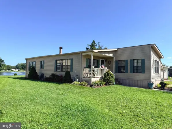292 Mayflower Dr, Buena, NJ 08310