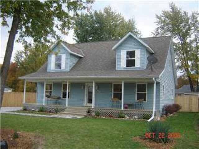 2nd image of 220 Wildwood Ct